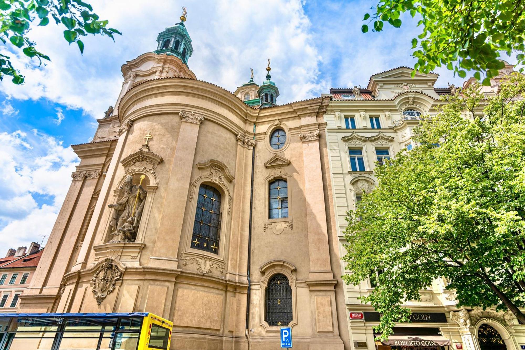 The Old Town Square & Parizska Apartments Praga Exterior foto