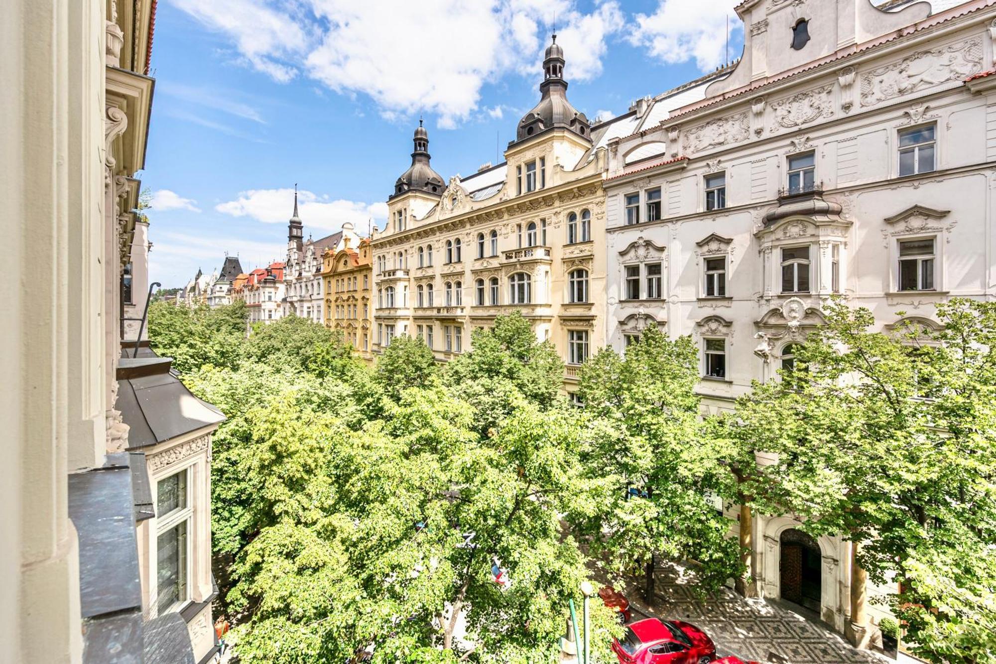 The Old Town Square & Parizska Apartments Praga Exterior foto